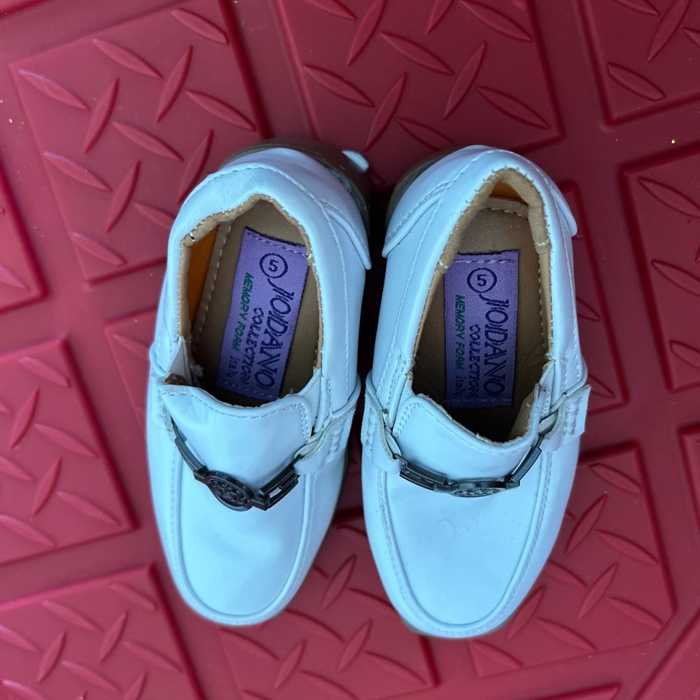 Moda Kids Classic White Dress Shoes